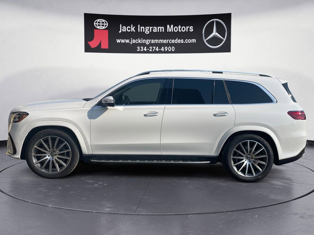 New 2026 Mercedes-Benz GLS 450 4MATIC image 2