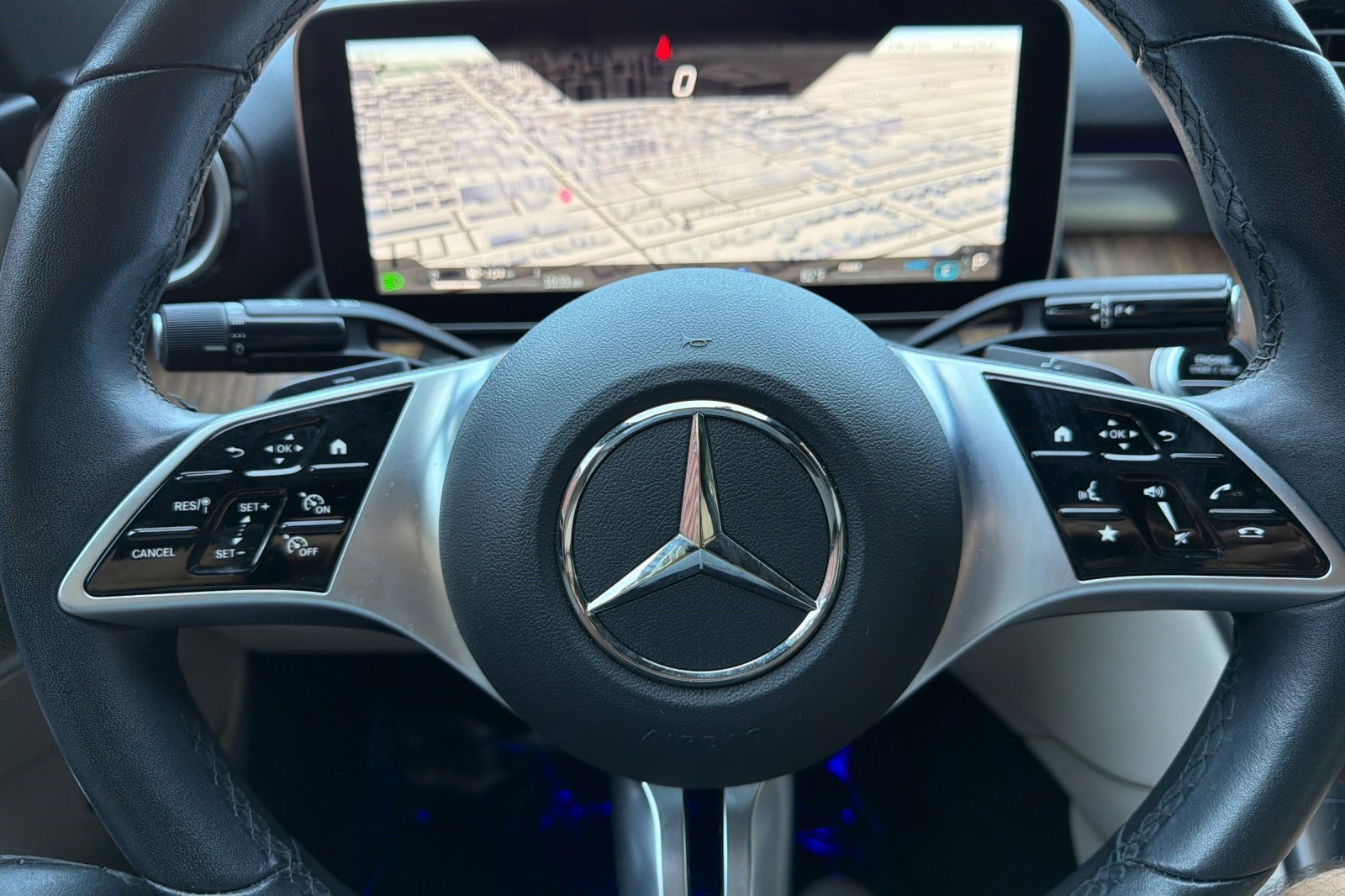 Used 2024 Mercedes-Benz C 300 Sedan image 10