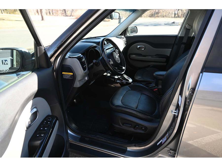 Used 2016 Kia Soul + w/ Primo Package image 13