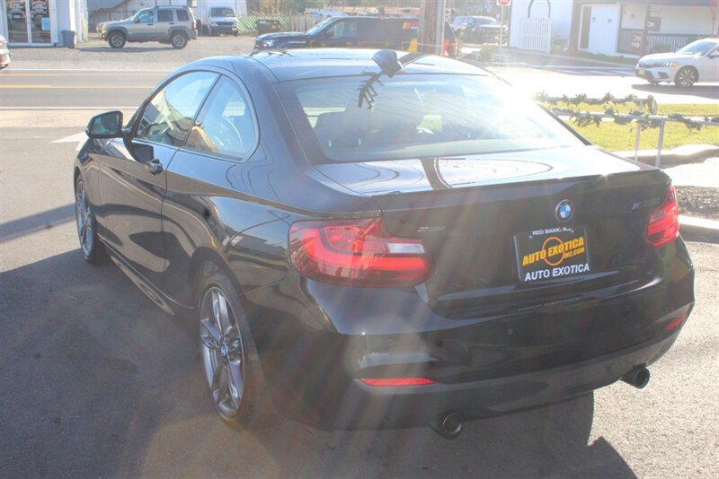 Used 2016 BMW M235i xDrive Coupe AWD/4WD image 30
