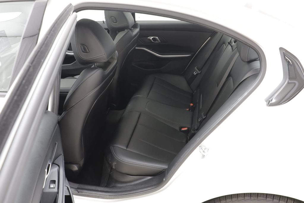 Used 2026 BMW 330i xDrive Sedan AWD/4WD image 14