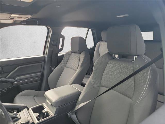 Used 2025 Toyota 4Runner SR5 image 13