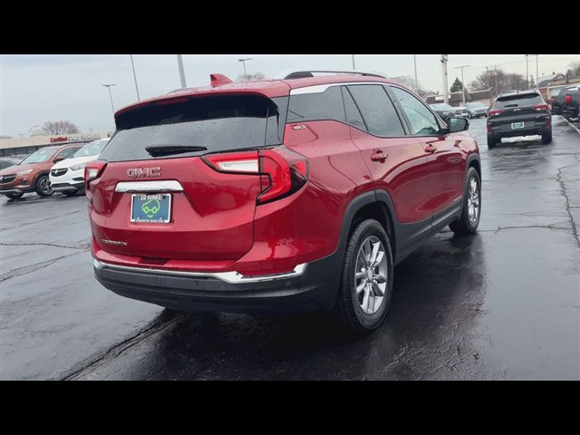 Certified 2024 GMC Terrain SLT FWD image 8