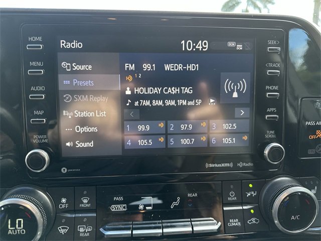 Used 2022 Toyota Highlander XLE image 12