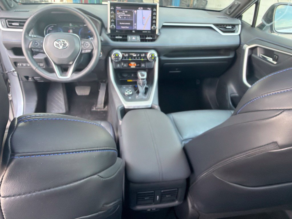 Used 2022 Toyota RAV4 XSE AWD/4WD image 15