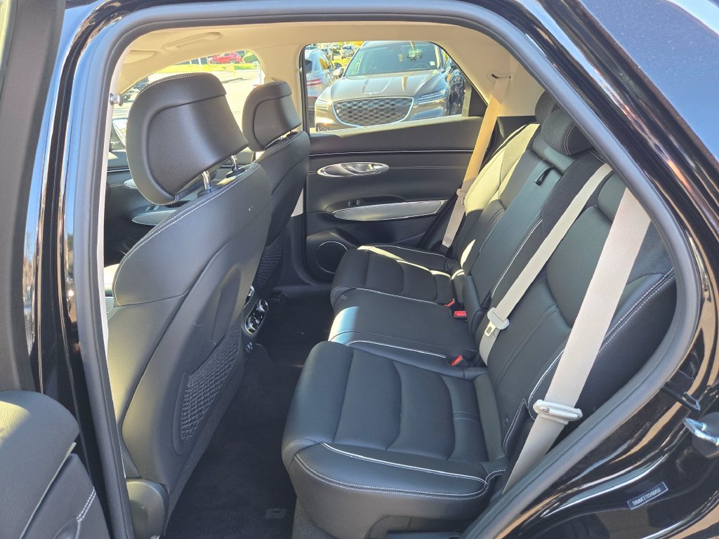 Used 2025 Genesis Electrified GV70 AWD/4WD image 17