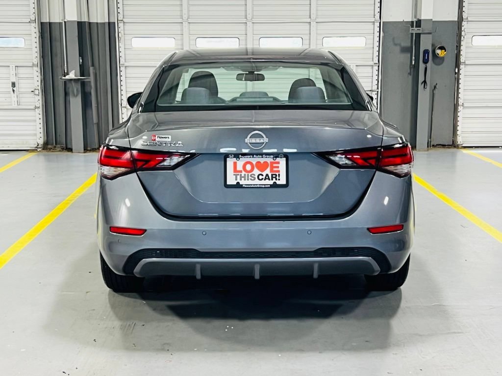 Used 2025 Nissan Sentra S FWD image 16