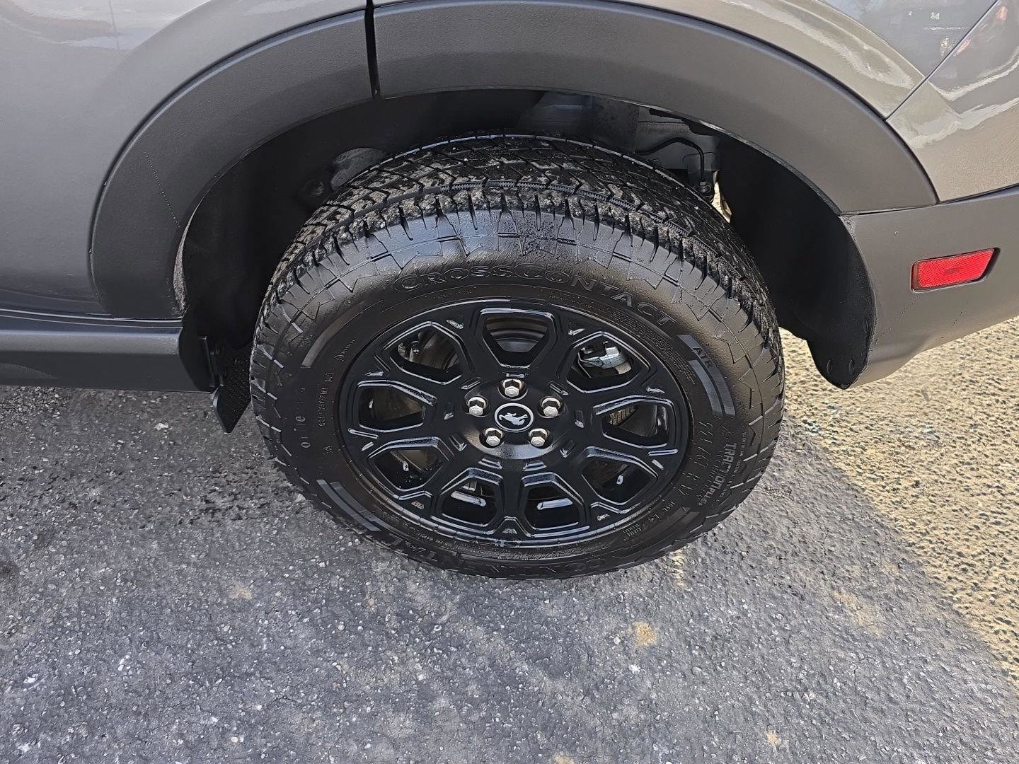 Used 2025 Ford Bronco Sport Badlands image 44