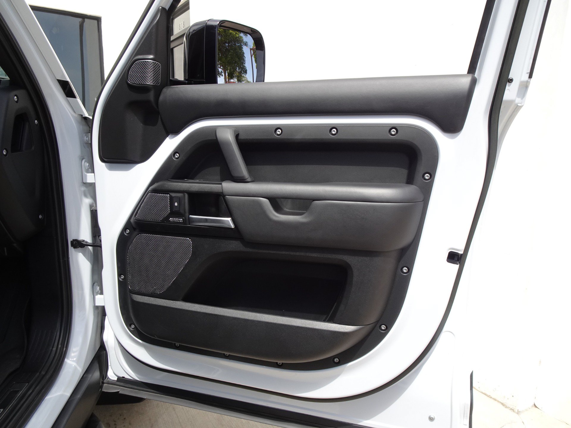 Used 2023 Land Rover Defender 110 AWD/4WD image 20