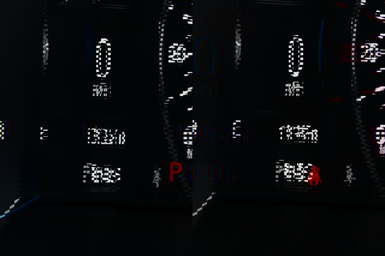 Used 2018 Lincoln MKX Reserve w/ Enhanced Security Package image 14