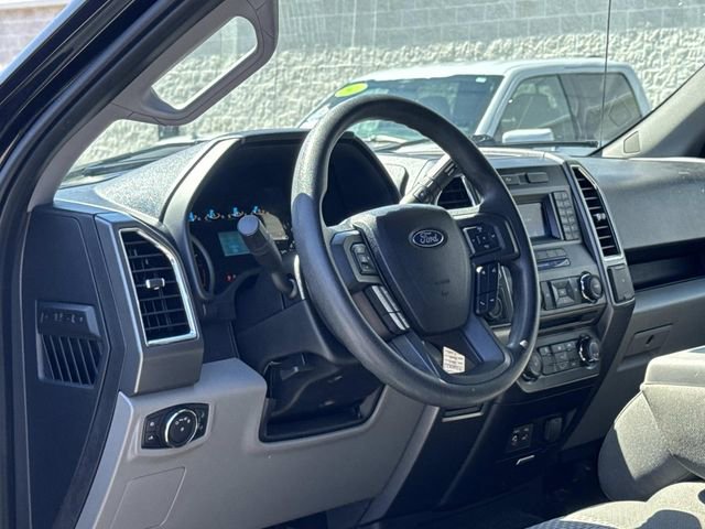 Used 2015 Ford F150 XLT image 28