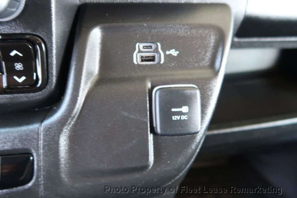 Used 2024 RAM ProMaster 2500 w/ Convenience Group FWD image 34