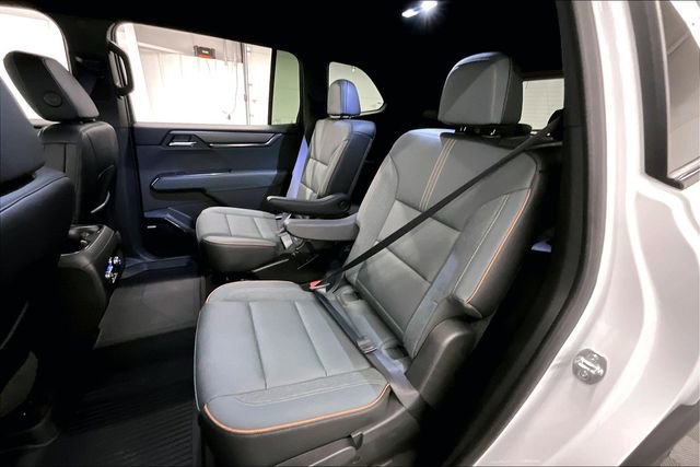 Used 2025 GMC Acadia AT4 w/ LPO, Floor Liner Package image 25