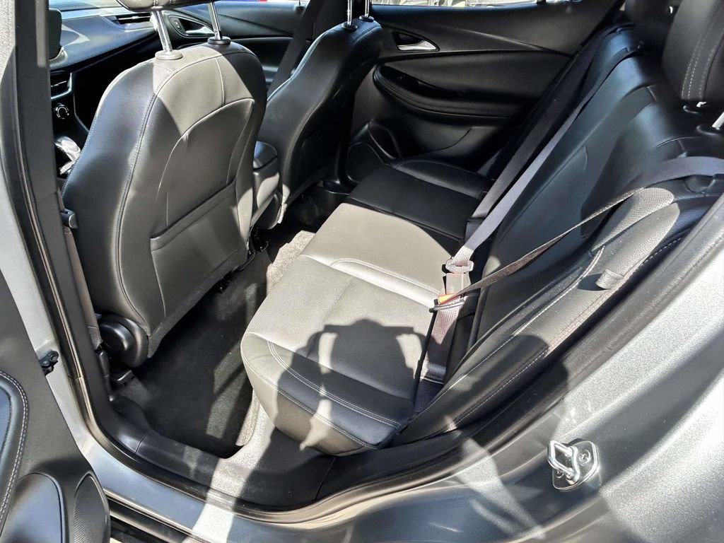 Used 2024 Buick Encore GX Sport Touring w/ Advanced Technology Package FWD image 8