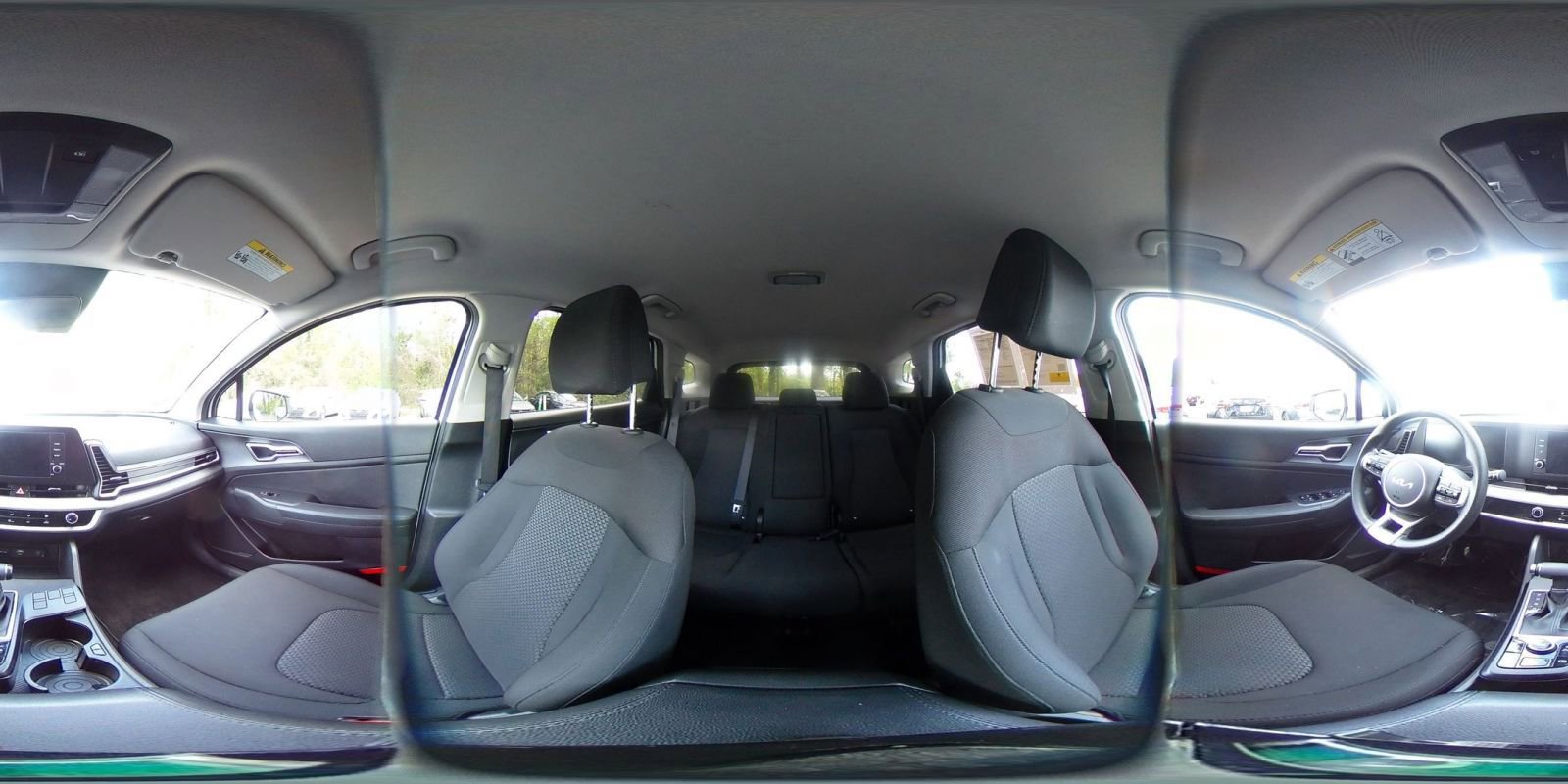 Used 2025 Kia Sportage LX image 41