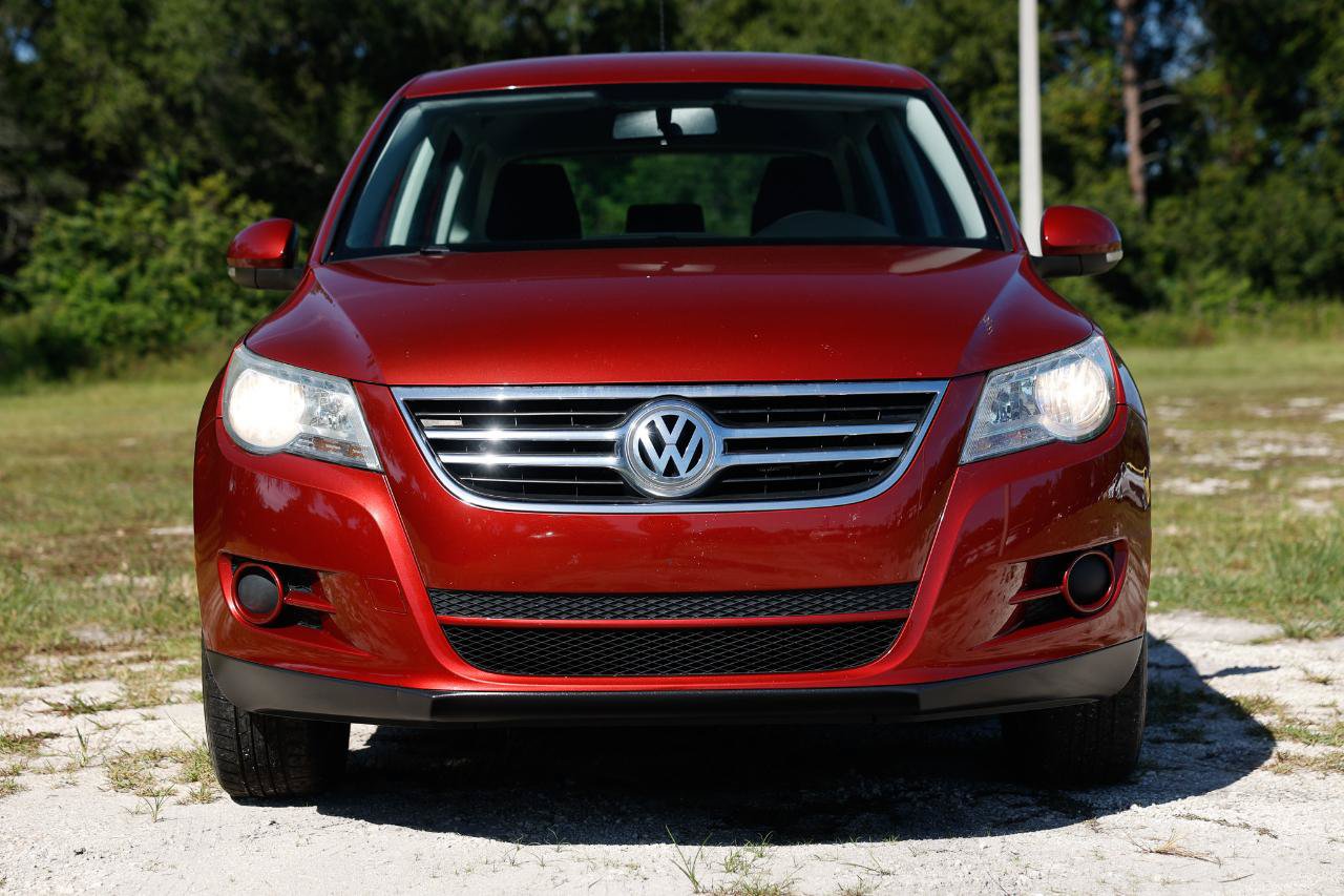 Used 2011 Volkswagen Tiguan S FWD image 17