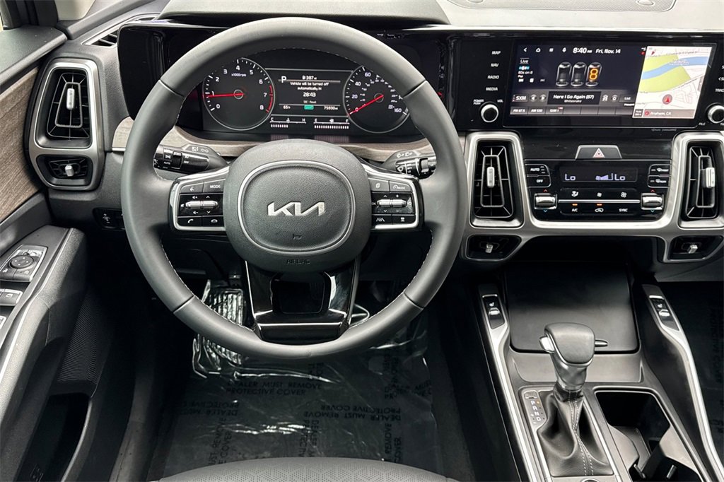 Used 2022 Kia Sorento X-Line EX image 17