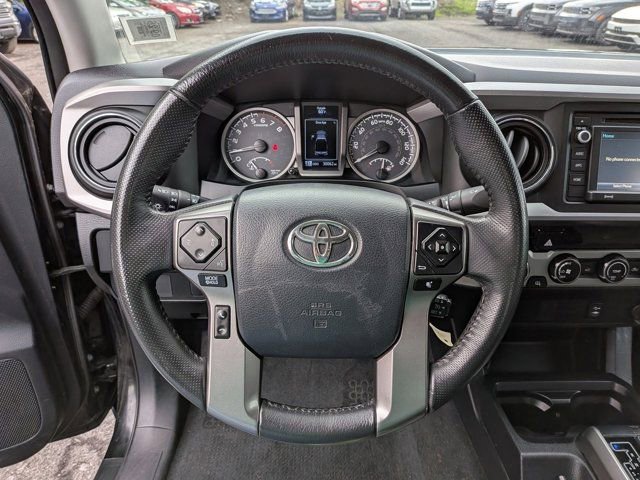Used 2017 Toyota Tacoma SR5 AWD/4WD image 16