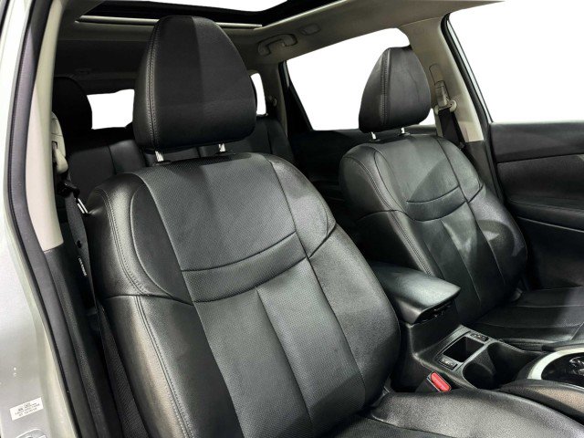 Used 2016 Nissan Rogue SL w/ SL Premium Package image 66