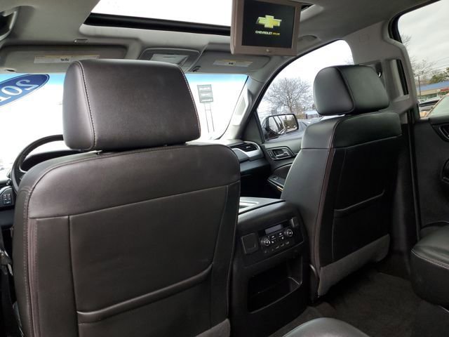 Used 2018 Chevrolet Suburban Premier image 37