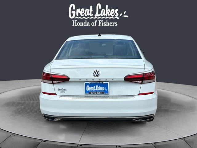 Used 2021 Volkswagen Passat 2.0T SE FWD image 4
