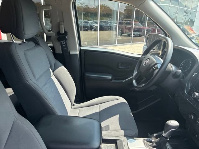 Used 2025 Nissan Frontier S RWD image 9