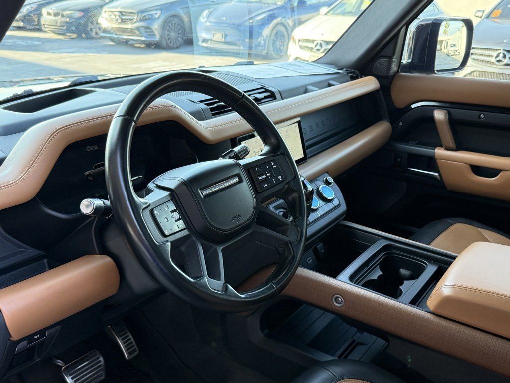 Used 2020 Land Rover Defender 110 X image 22