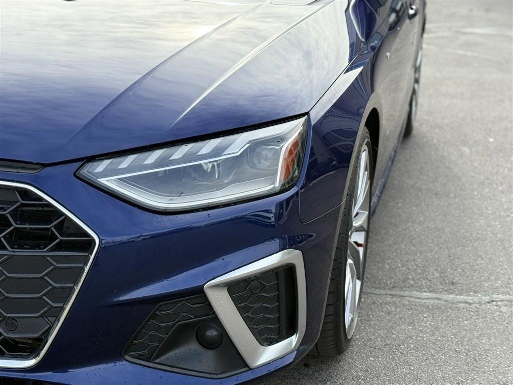 Used 2022 Audi A4 2.0T Premium Plus w/ Premium Plus Package image 14