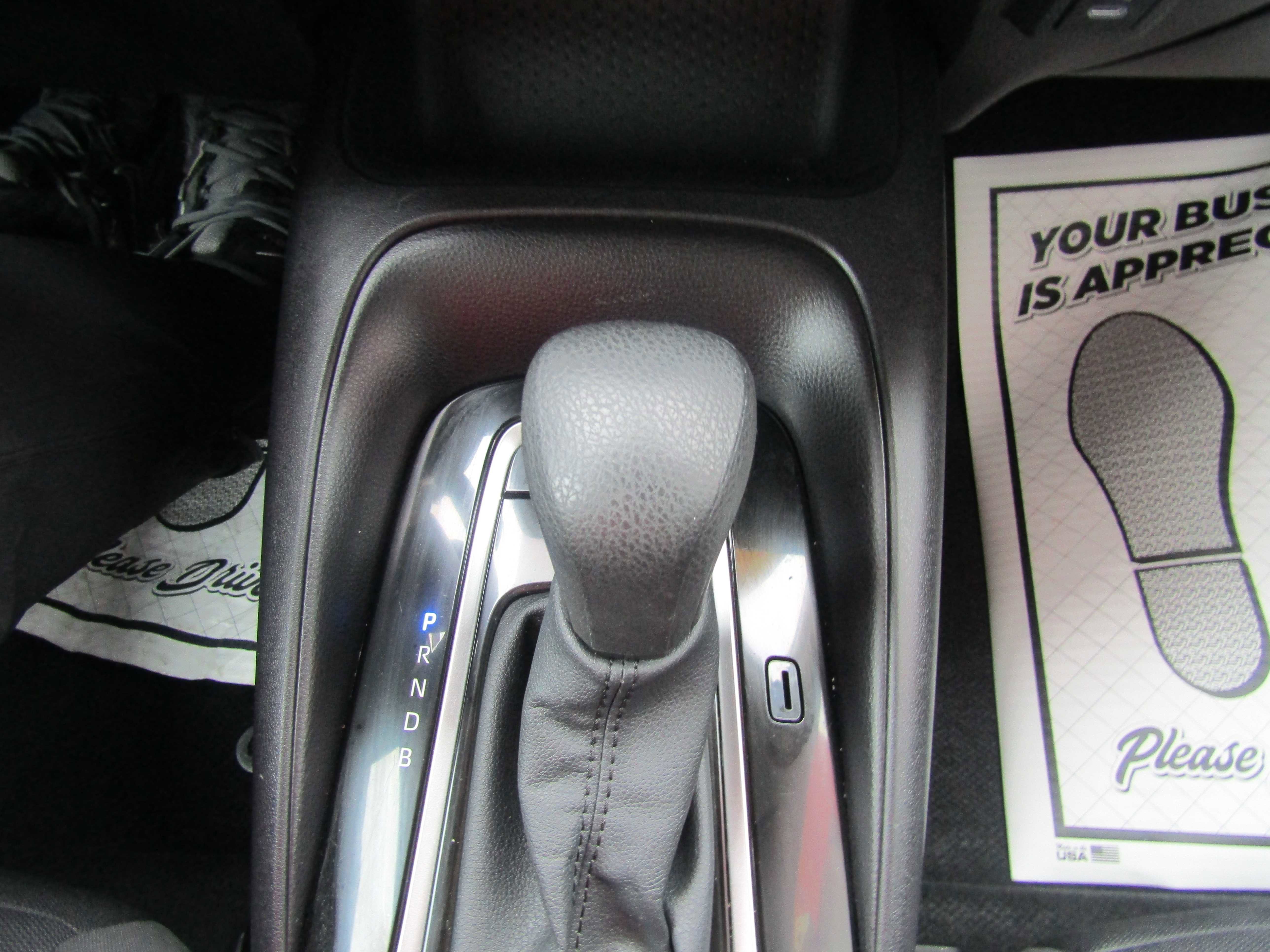 Used 2025 Toyota Corolla LE image 22