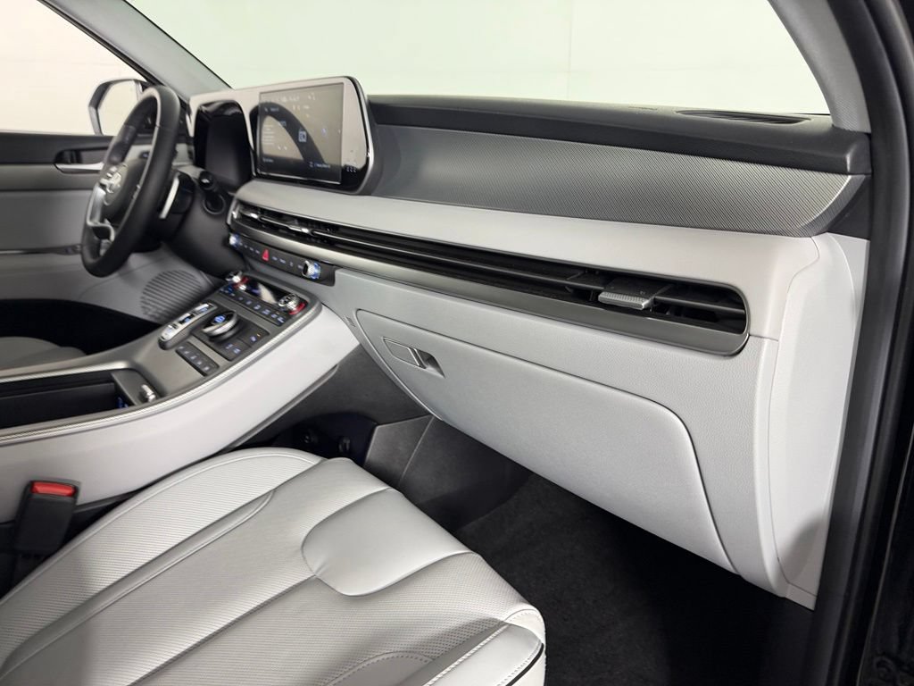 Used 2025 Hyundai Palisade SEL FWD image 34
