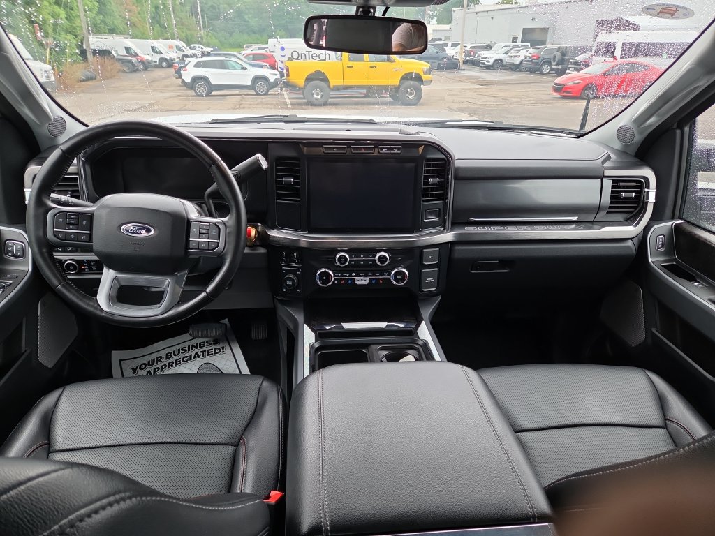 Used 2024 Ford F250 Lariat w/ Sport Appearance Package AWD/4WD image 3