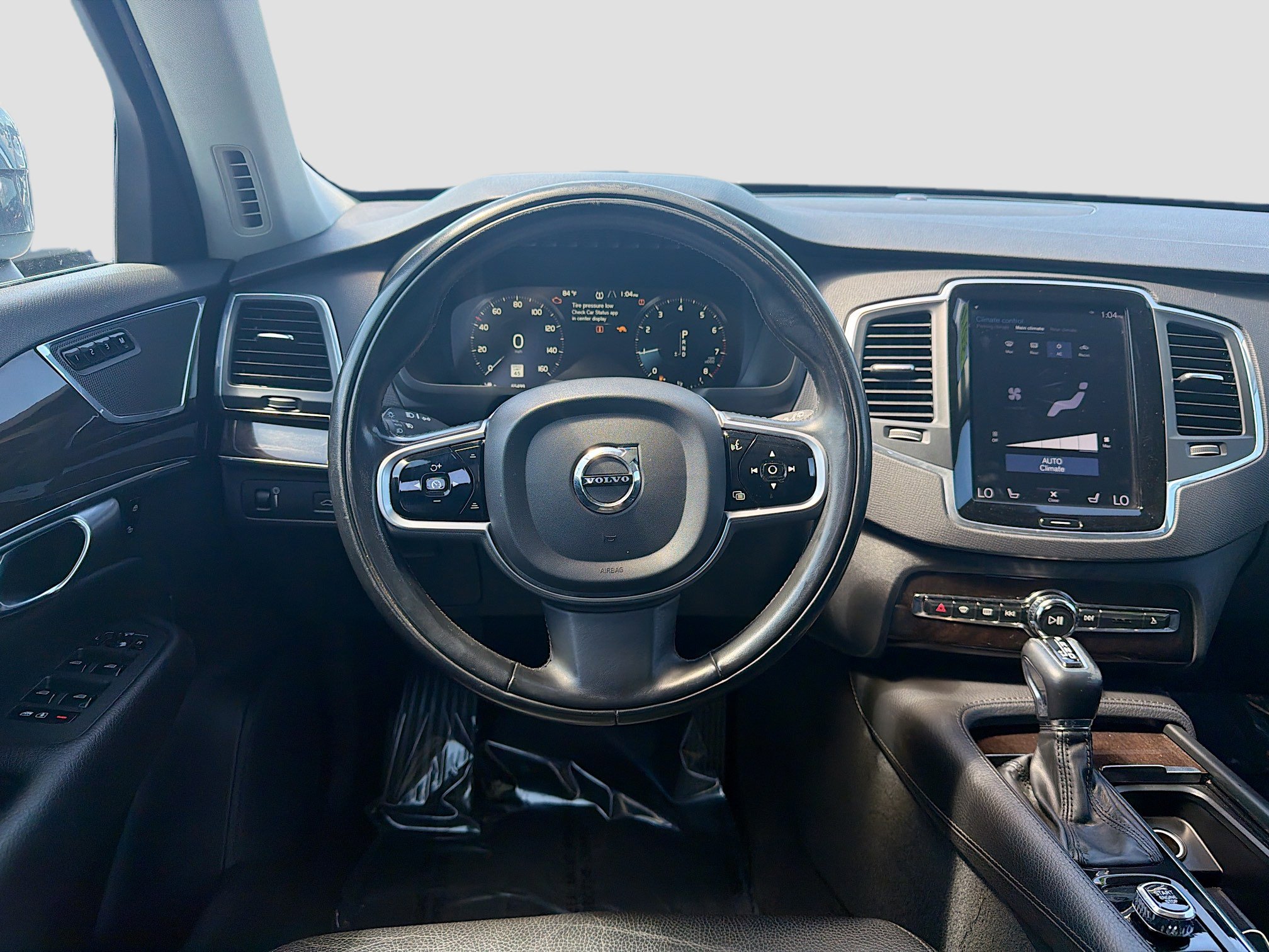 Used 2019 Volvo XC90 T6 Momentum w/ Advanced Package image 18