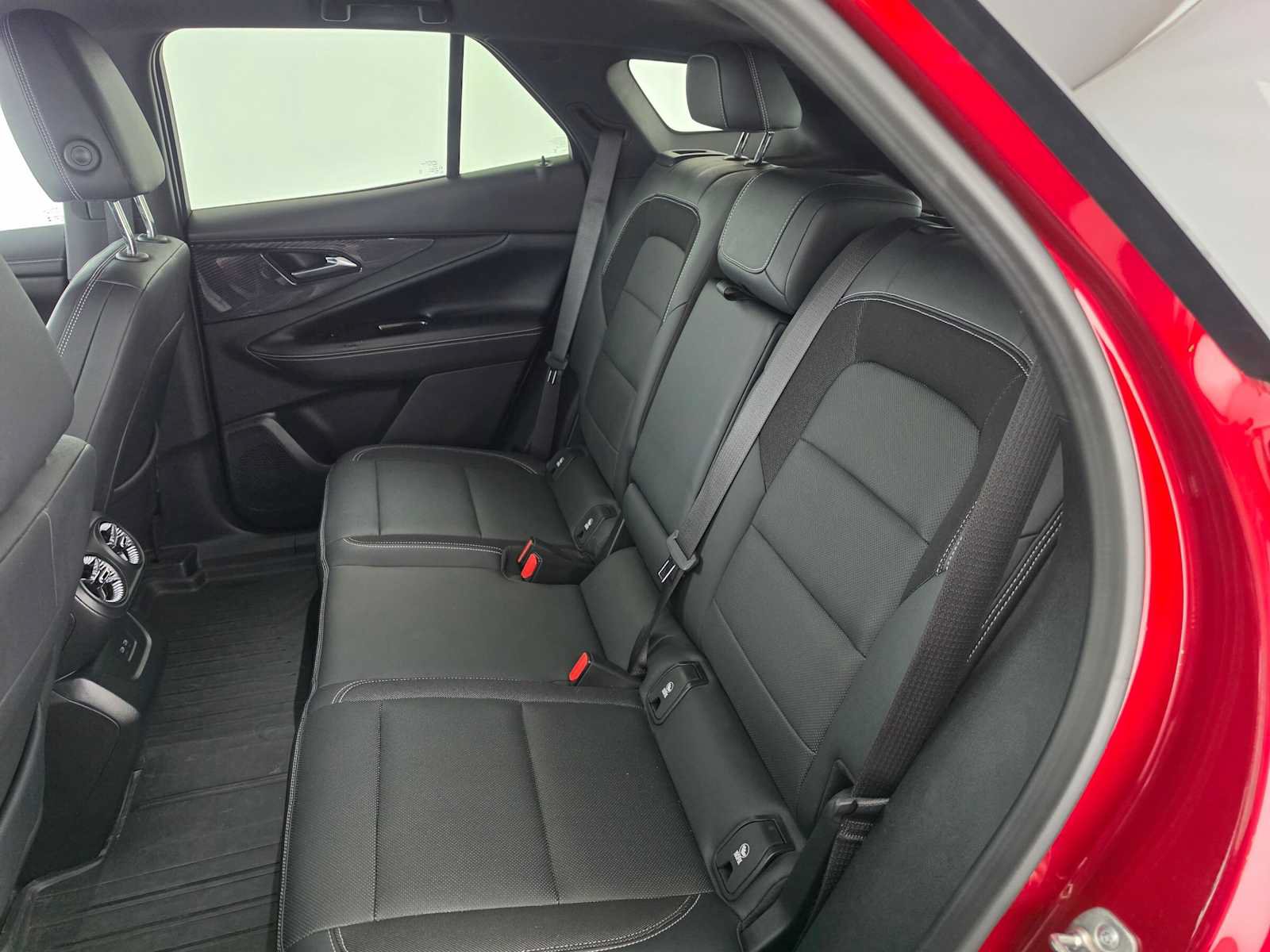 Used 2024 Chevrolet Blazer EV LT AWD/4WD image 17