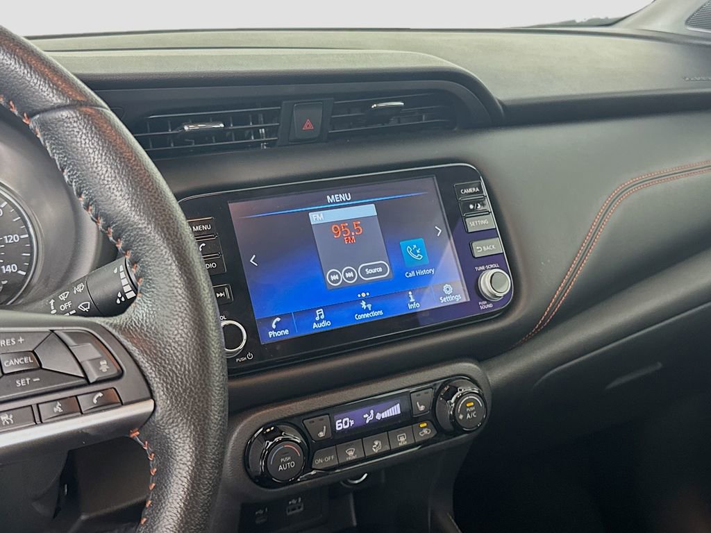 Used 2022 Nissan Kicks SR w/ Premium Package FWD image 14