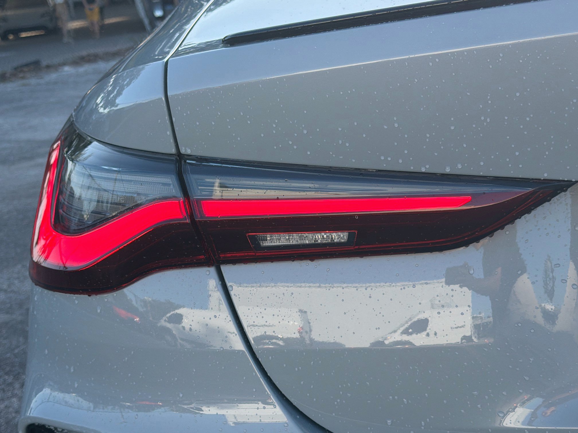 Used 2024 BMW 430i Coupe w/ M Sport Package RWD image 12