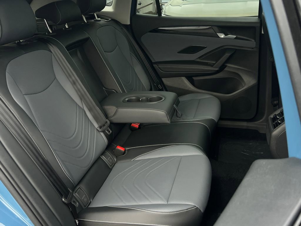 New 2026 Volkswagen Tiguan SE AWD/4WD image 12
