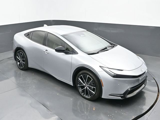 Used 2024 Toyota Prius XLE image 27
