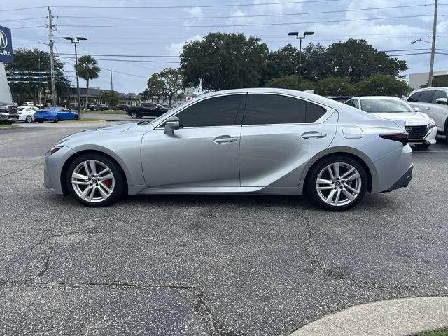 Used 2023 Lexus IS 300 w/ Comfort Package RWD image 7