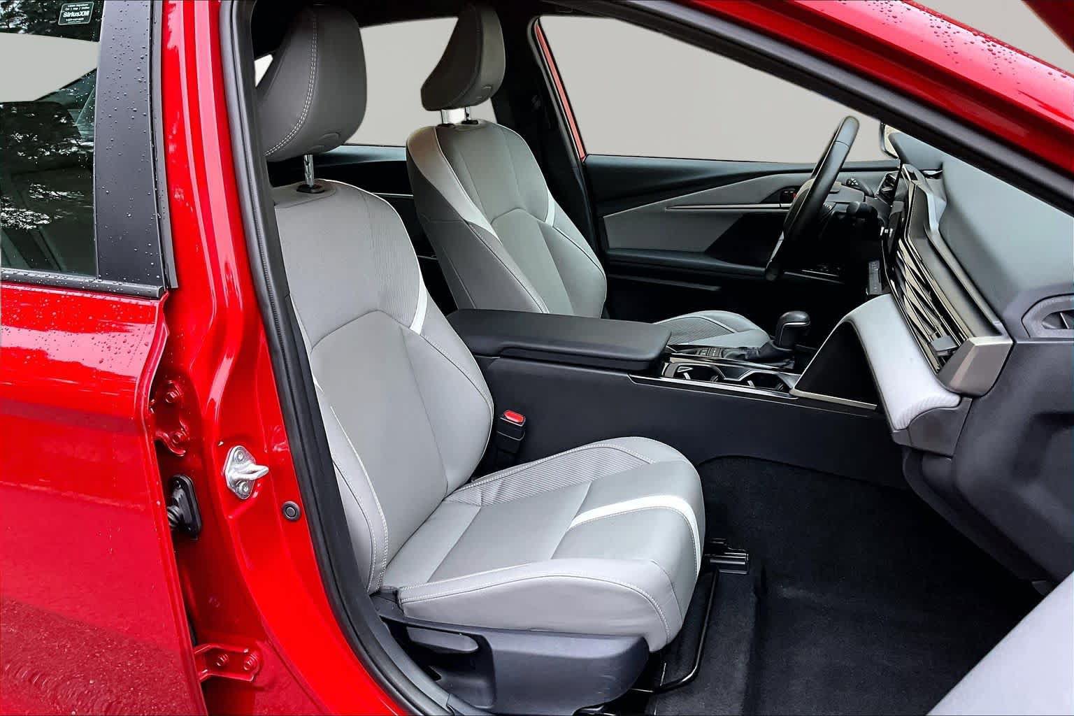 Certified 2025 Toyota Camry SE w/ Convenience Package FWD image 9