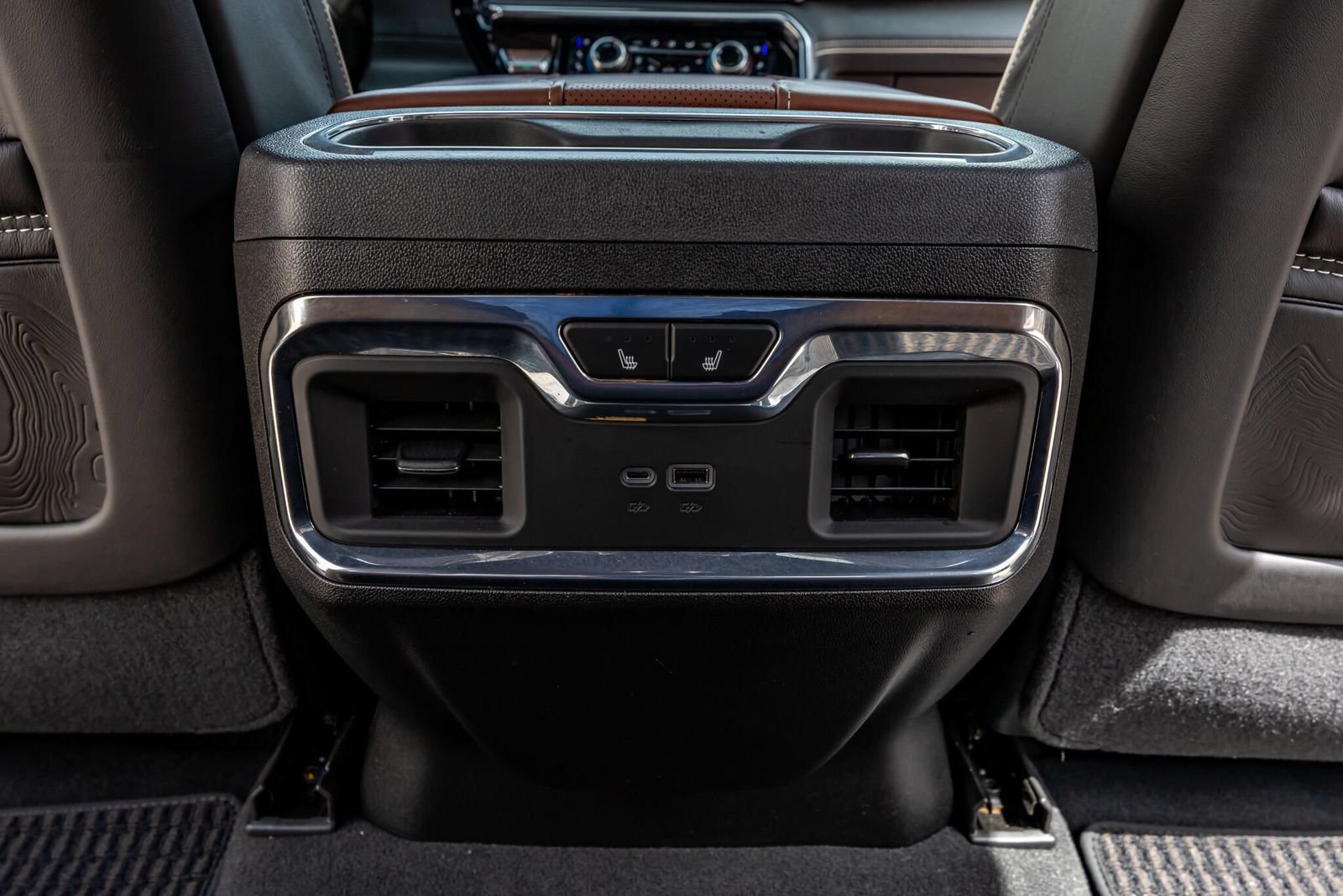 Used 2025 GMC Sierra 1500 Denali Ultimate AWD/4WD image 34