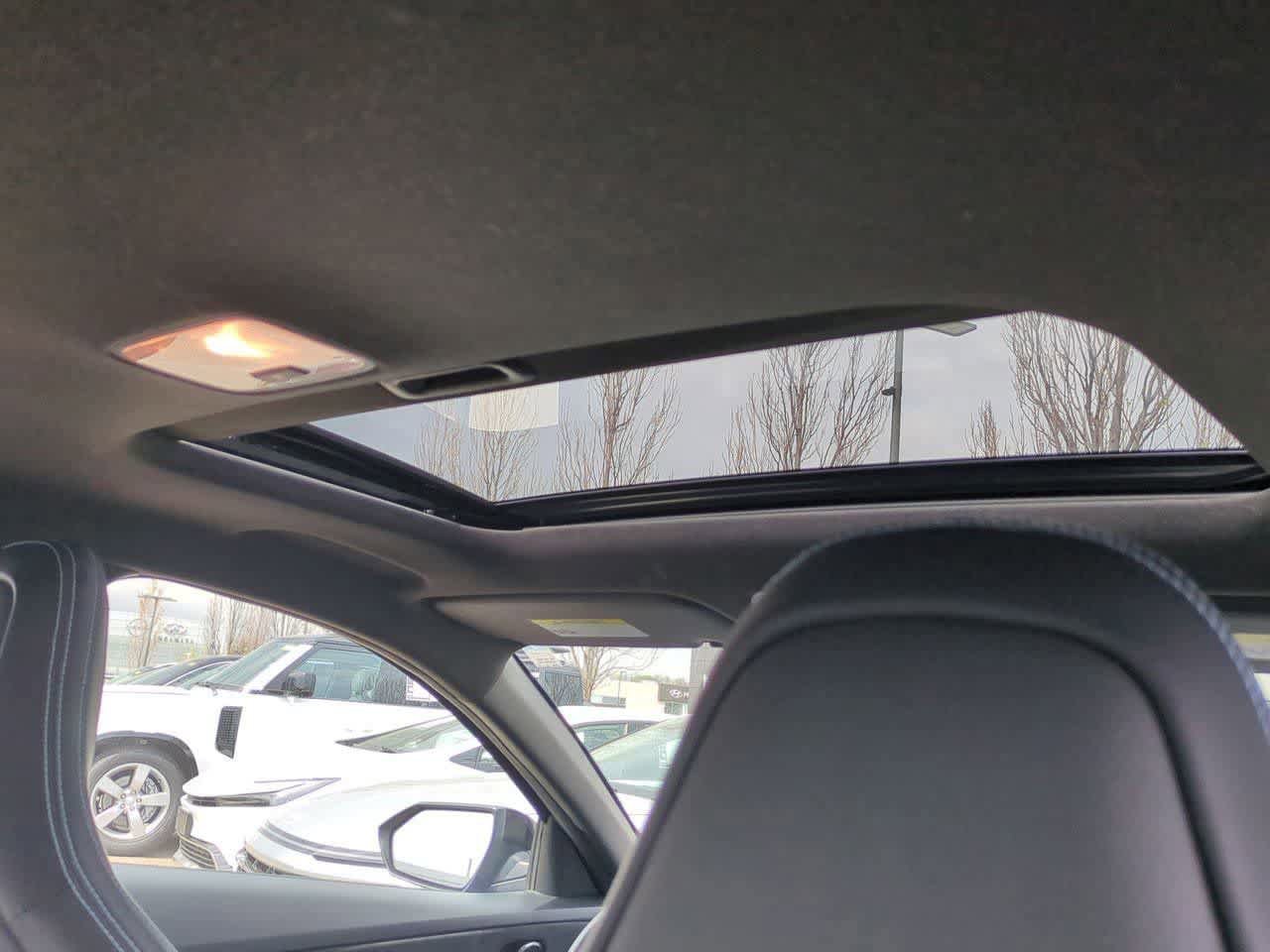 Used 2023 Hyundai Elantra N FWD image 21