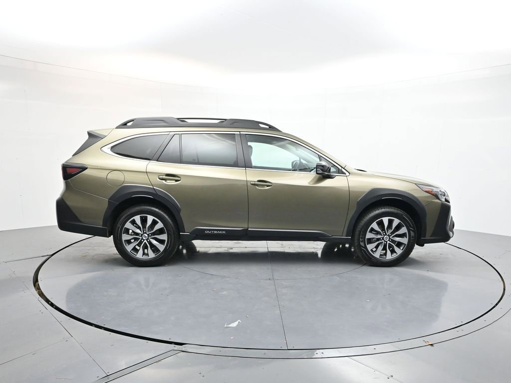 Used 2024 Subaru Outback Limited image 8