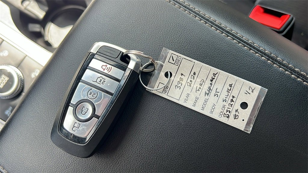 Used 2020 Ford Explorer ST w/ ST Street Pack image 43