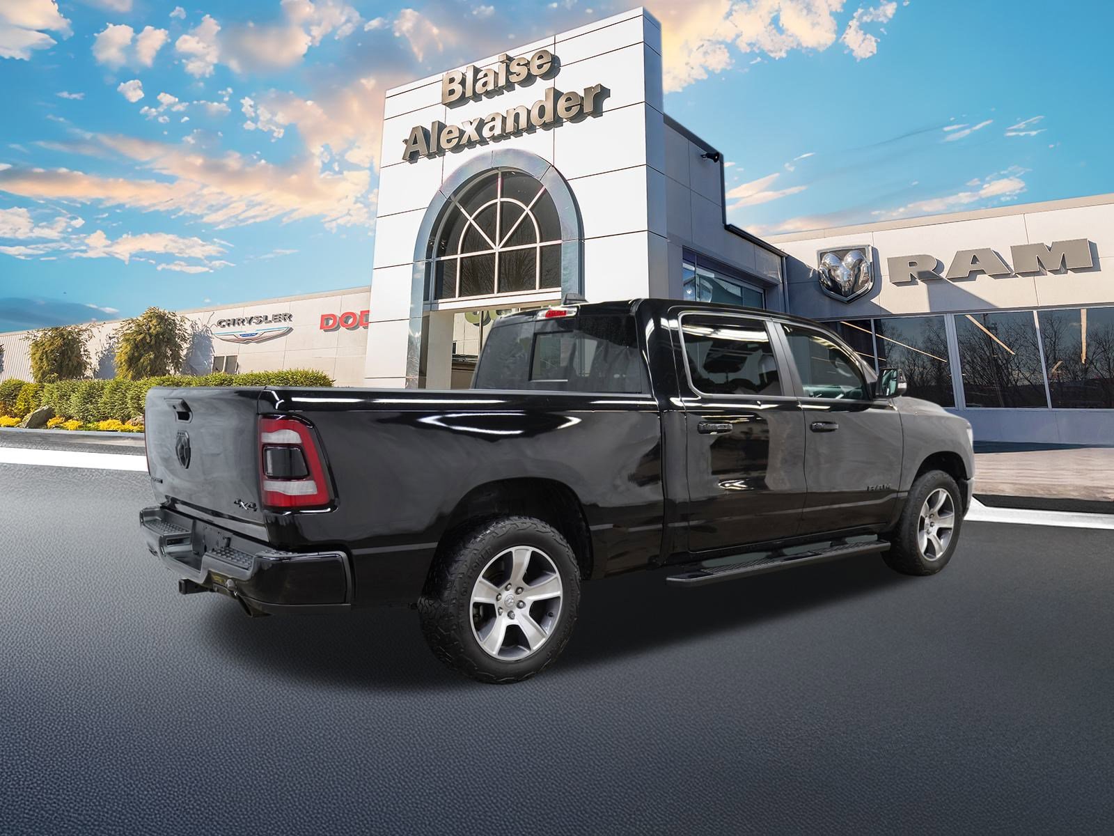 Used 2019 RAM 1500 Sport w/ Level 2 Equipment Group image 3