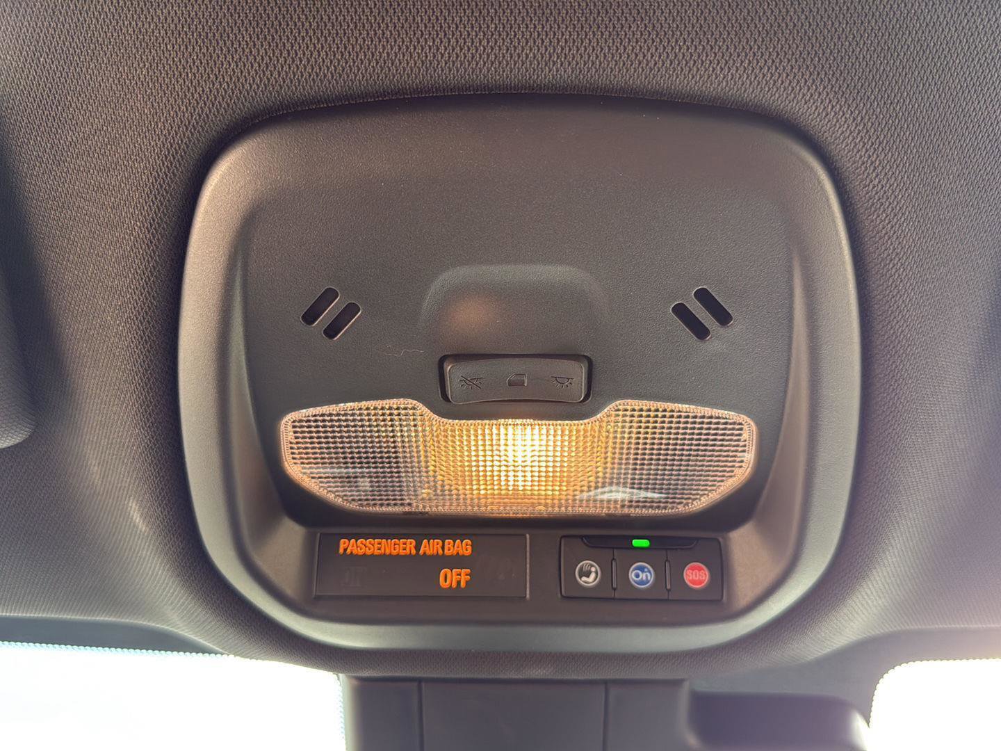 Used 2024 Buick Envista Preferred w/ Advanced Safety Package image 19