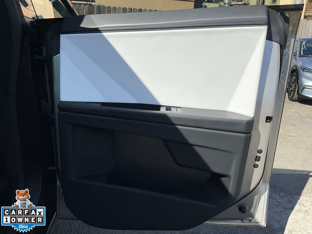 Used 2024 Tesla Cybertruck Cyberbeast image 60