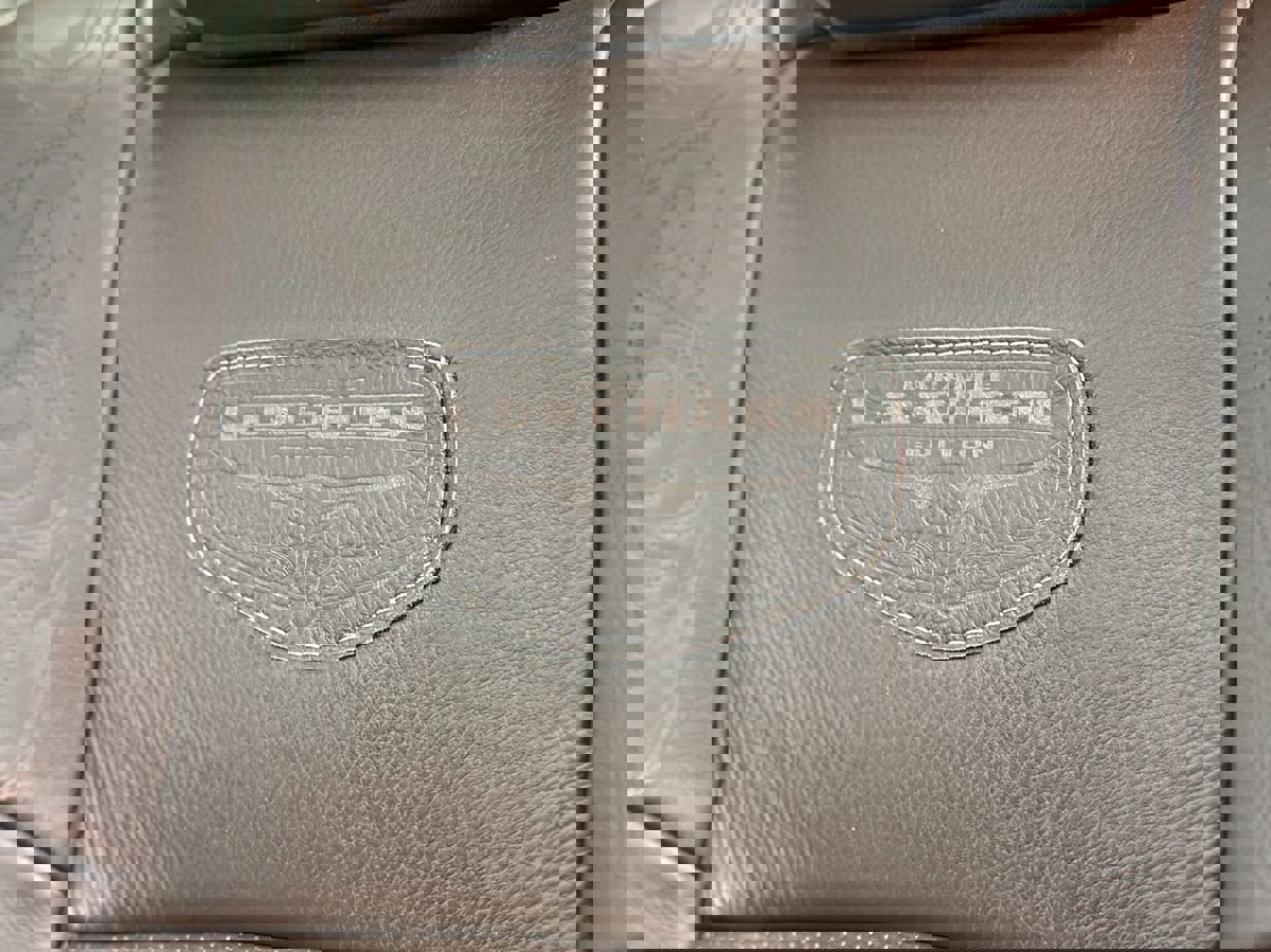 Used 2015 RAM 1500 Laramie Longhorn w/ Convenience Group image 11