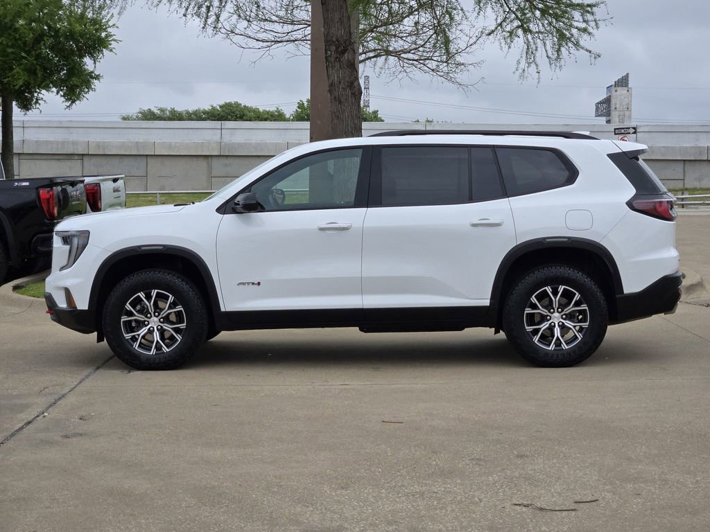 Used 2024 GMC Acadia AT4 w/ Luxury Package image 4
