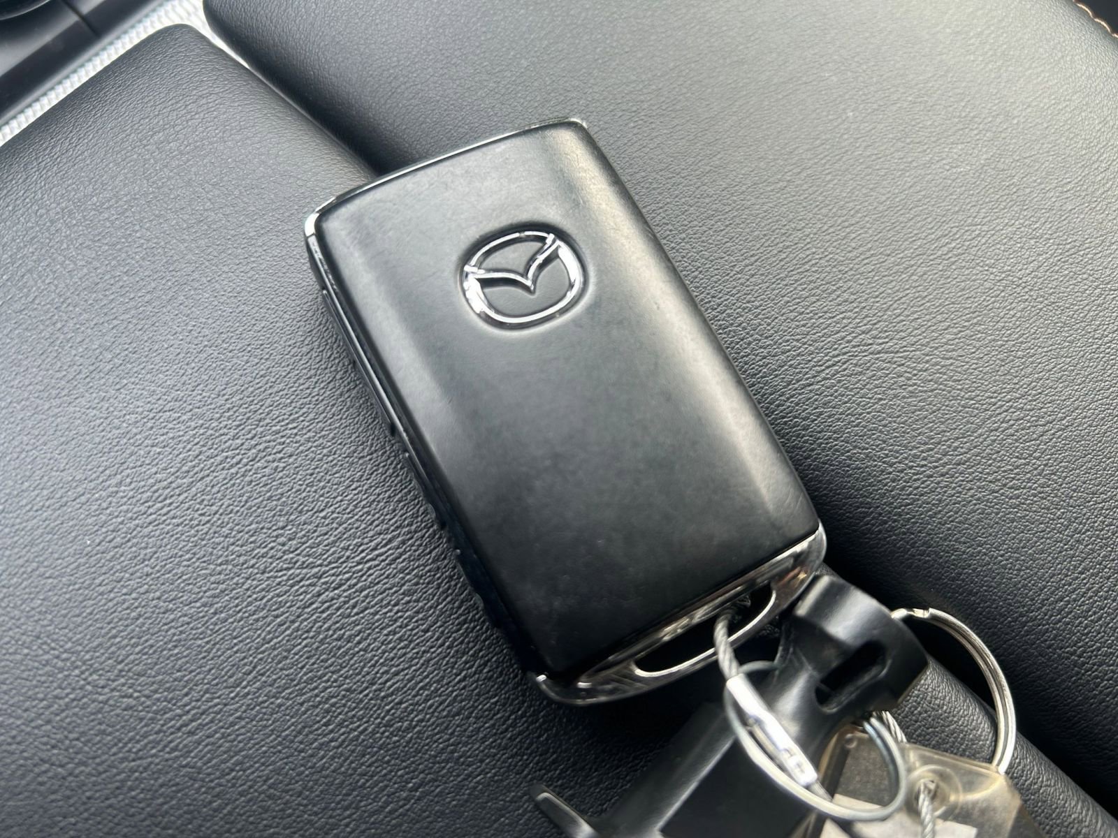 Used 2025 MAZDA CX-90 3.3 Turbo w/ Preferred Package image 22