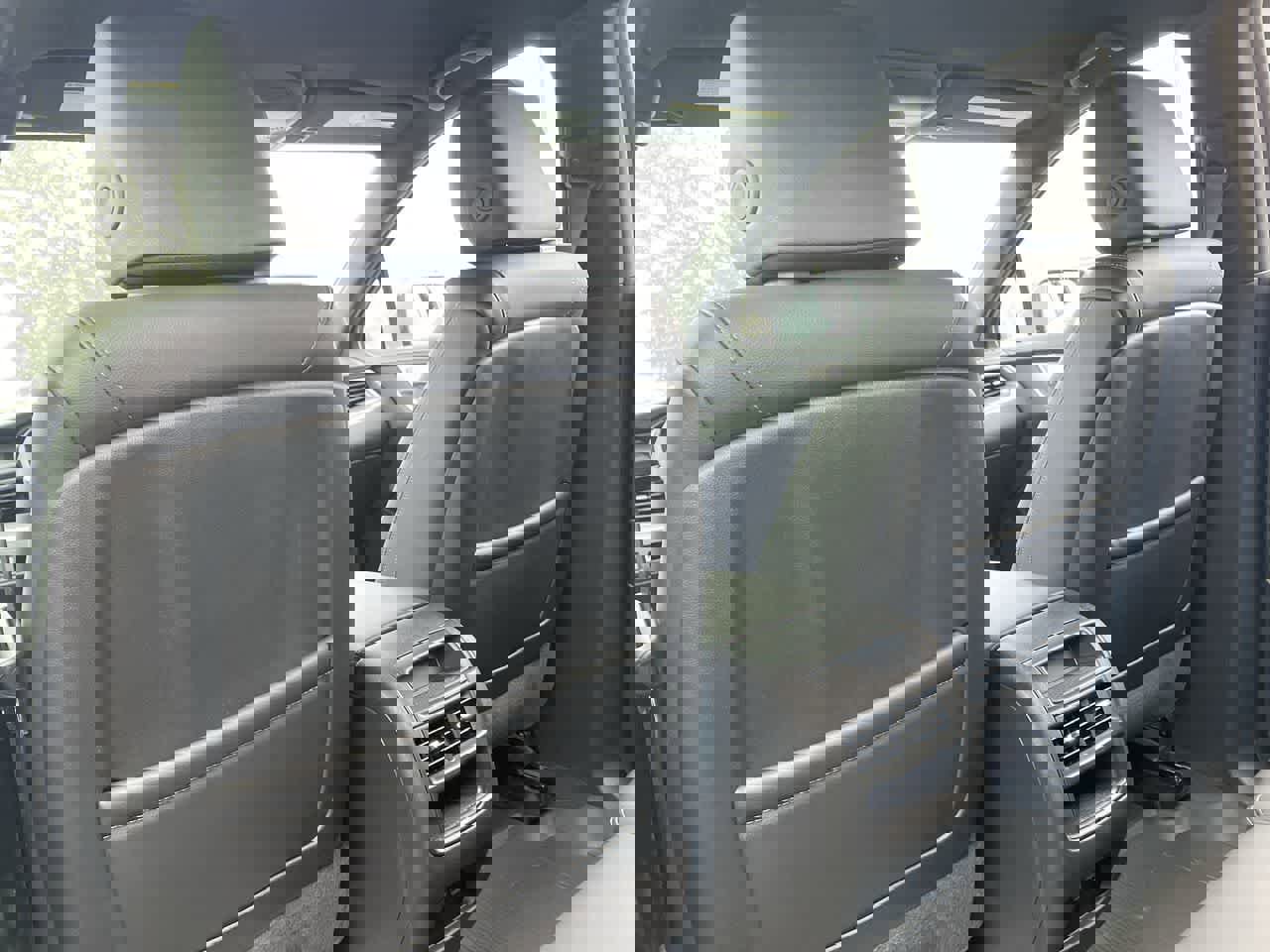 Certified 2024 Cadillac XT5 Luxury w/ LPO, Floor Liner Package image 19